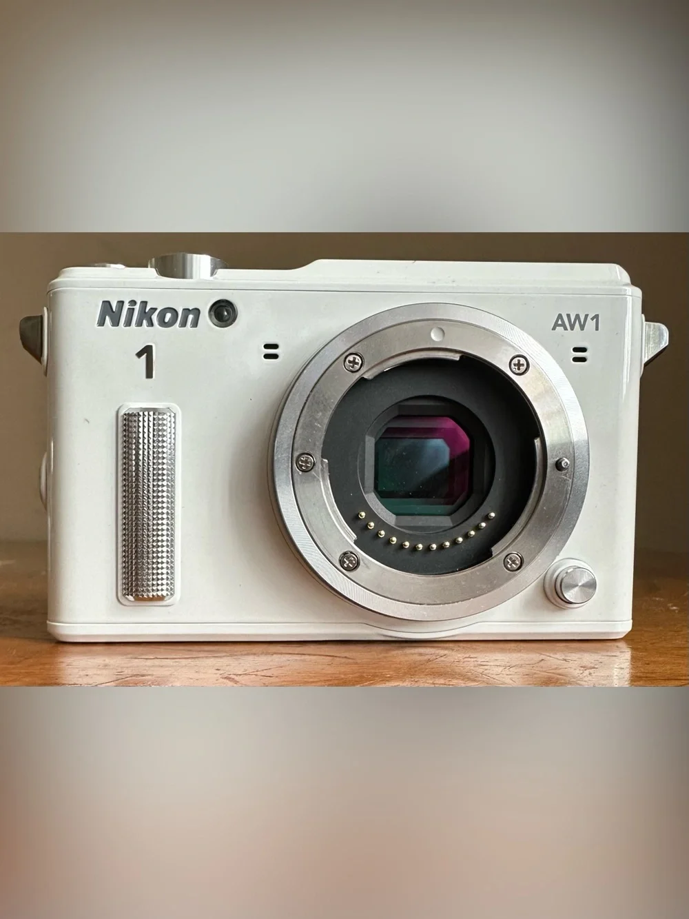 Nikon 1 AW1 14.2MP Shockproof Feezeproof Rugged Digital Camera w/11-27.5mm Lens